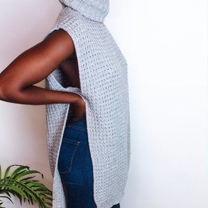 Calm Gossip Turtle Neck Knit Top